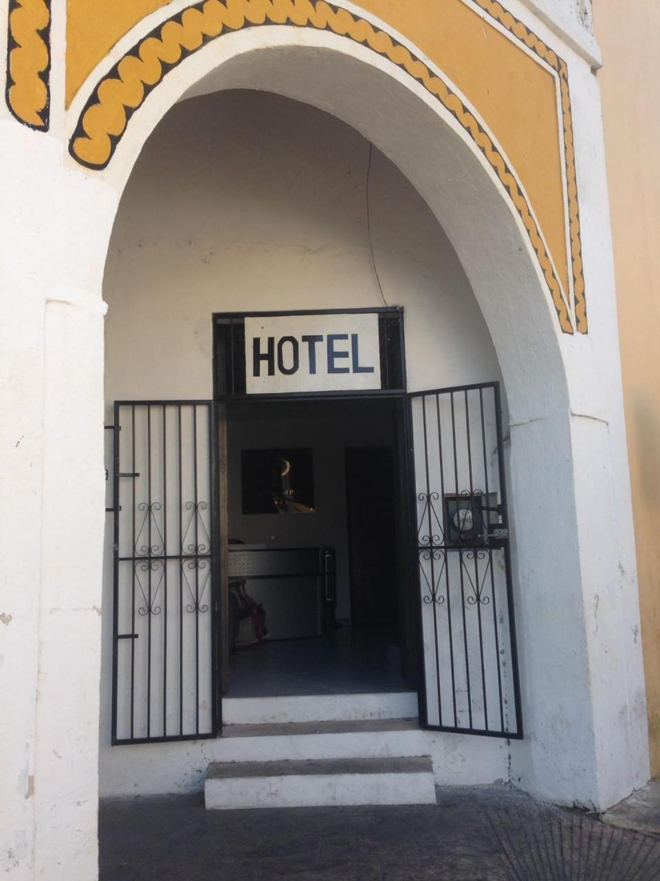 Izamal Plaza Hotel Buitenkant foto