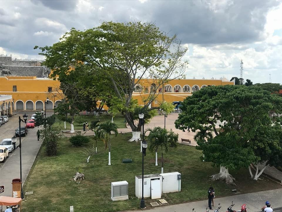 Izamal Plaza Hotel Buitenkant foto